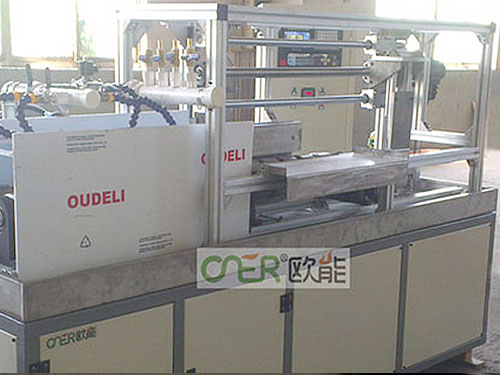 大型导轨淬火机床:提升工业生产效率的关键设备